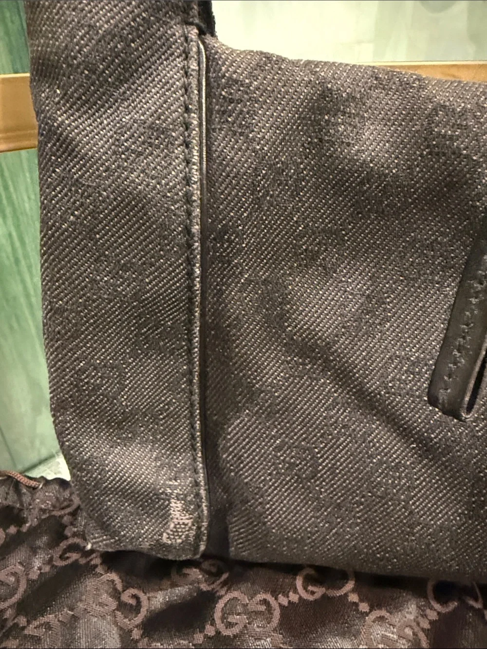 Gucci shoulder bag